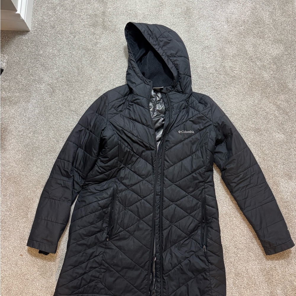 Columbia Women's Black Hooded Puffer Jacket
